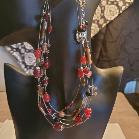 Lia Sophia - Picture 3 of 3